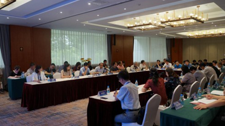 重庆市龙门浩职业中学校赴苏成功签约“东西联动、三地协同”服务长江经济带合作共建备忘录